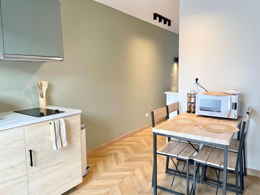 Le Flachet - Climatisation - Wifi Apartment Villeurbanne Bagian luar foto