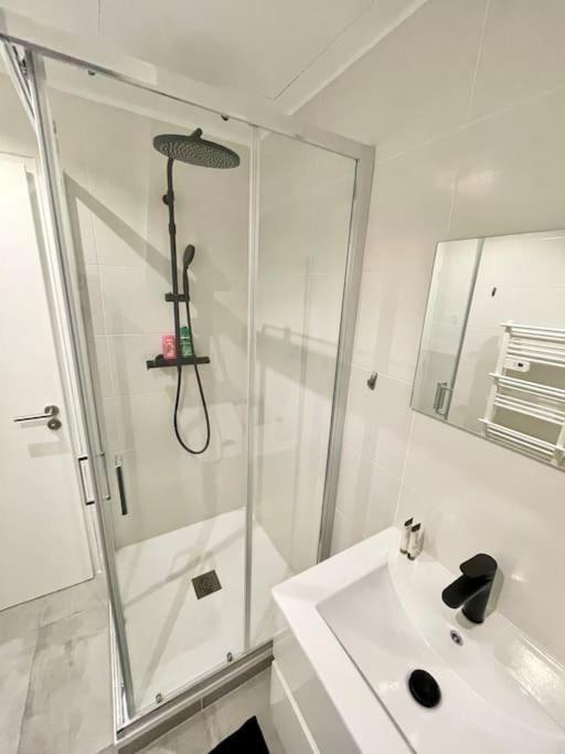 Le Flachet - Climatisation - Wifi Apartment Villeurbanne Bagian luar foto