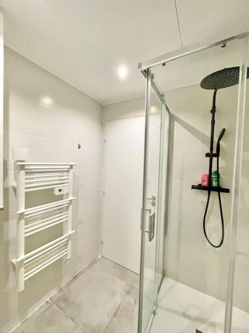 Le Flachet - Climatisation - Wifi Apartment Villeurbanne Bagian luar foto